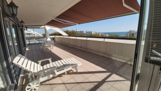 Terrasse circulaire de 80 m²