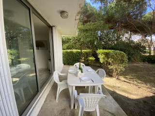 Terrasse pour repas en plein aire