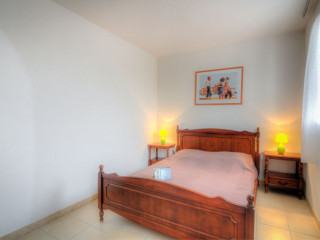 40F2E9892D121ED8BE932F9FD6833F7F.jpg 40F2E9892D121ED8BE932F9FD6833F7F.jpg