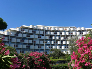 42F2E98F16B71ED89EA4AC53D1123E8D.jpg 42F2E98F16B71ED89EA4AC53D1123E8D.jpg