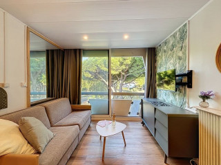 5315AC7F85391FE0AA9C6348550FA90A.jpg 5315AC7F85391FE0AA9C6348550FA90A.jpg