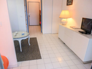 5A56365000711EDA8EF3AA2E6FD02D26.jpg 5A56365000711EDA8EF3AA2E6FD02D26.jpg