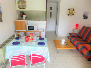 5A56365000CA1EEBA9CF2A1FADC07EFA.jpg 5A56365000CA1EEBA9CF2A1FADC07EFA.jpg