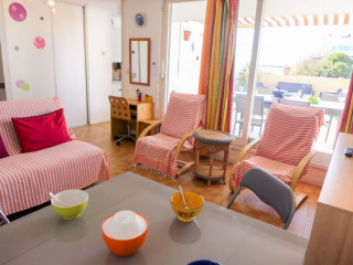 F2D993D001441EDB83F0F0920A674F1F.jpg F2D993D001441EDB83F0F0920A674F1F.jpg