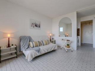 FB6DD225384D1EDF99BCB3915A4416B4.jpg FB6DD225384D1EDF99BCB3915A4416B4.jpg