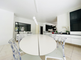 Intérieure Intérieure