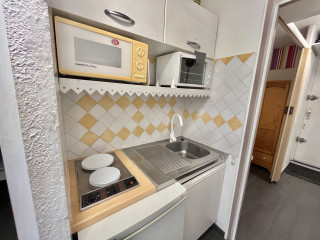 _lv_images__lot_0000004010_04_3182412 _lv_images__lot_0000004010_04_3182412