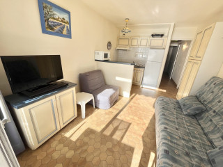 _lv_images__lot_0000004023_04_3719000