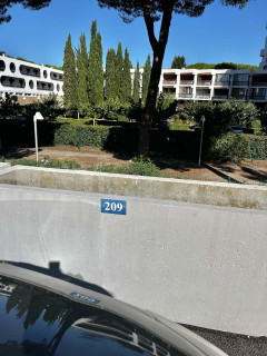 _lv_images__lot_0000004038_12_3049003