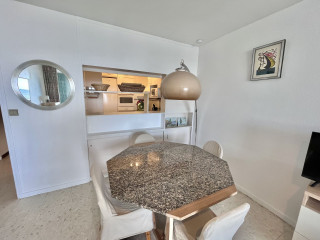 _lv_images__lot_0000004111_04_3529964