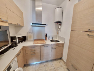 _lv_images__lot_0000004113_04_3577482