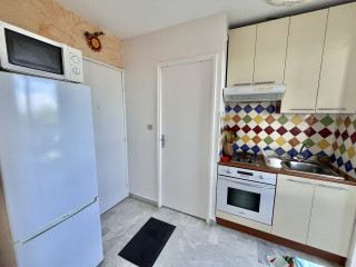 _lv_images__lot_0000004148_04_3708931