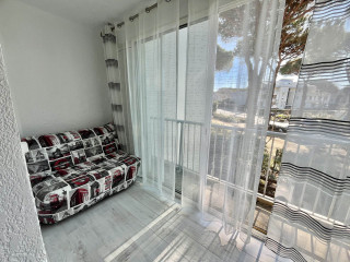 _lv_images__lot_0000004169_03_3162135 _lv_images__lot_0000004169_03_3162135