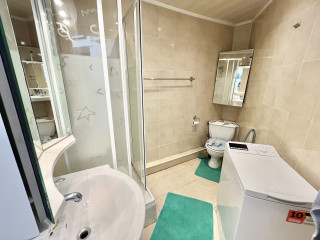 _lv_images__lot_0000004182_08_3123492