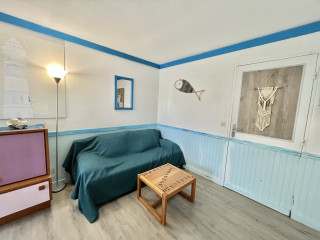 _lv_images__lot_0000004183_04_3332365