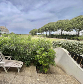 _lv_images__lot_0000004185_03_3162070 _lv_images__lot_0000004185_03_3162070