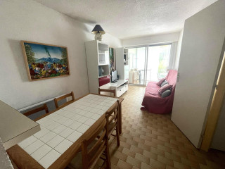 _lv_images__lot_0000004185_04_3577461