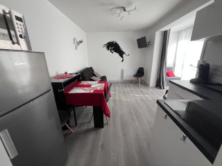 _lv_images__lot_0000004189_02_3170784 _lv_images__lot_0000004189_02_3170784