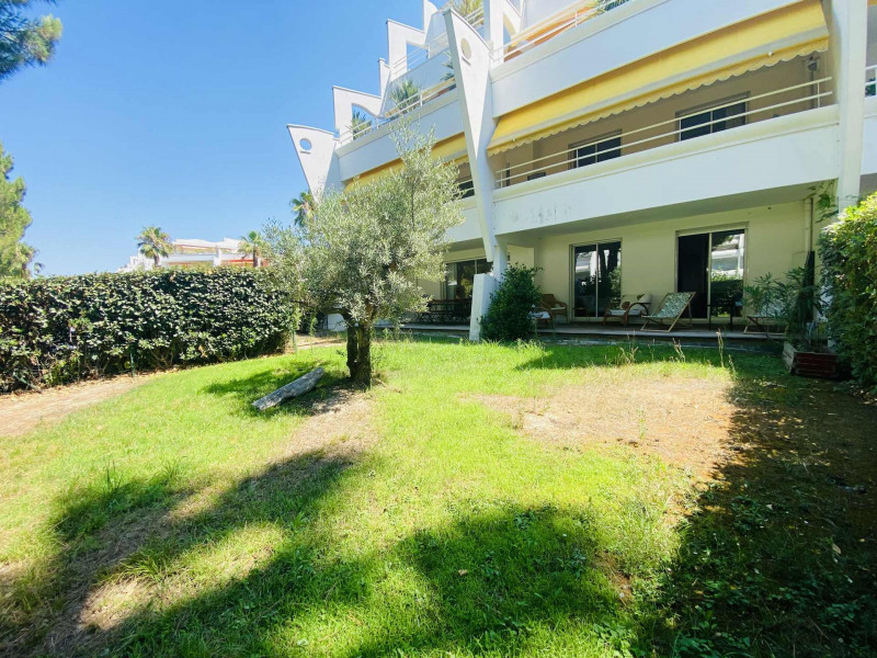 _lv_images__lot_0000000199_14_3648137 _lv_images__lot_0000000199_14_3648137