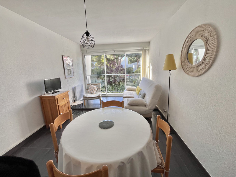 _lv_images__lot_0000004010_01_3239109