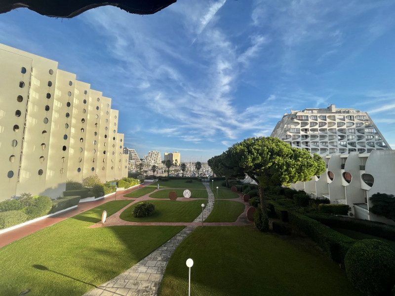 _lv_images__lot_0000004121_02_3061044 _lv_images__lot_0000004121_02_3061044